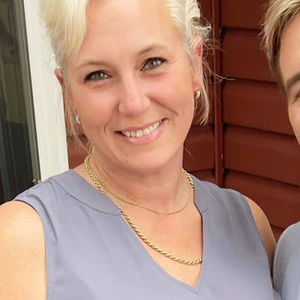 Meet your Posher, Melissa